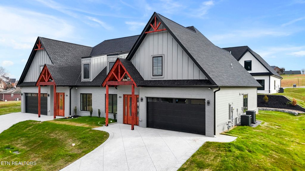 Photo of 2332 Sydney Court, Morristown, TN 37814 (MLS # 1309365)