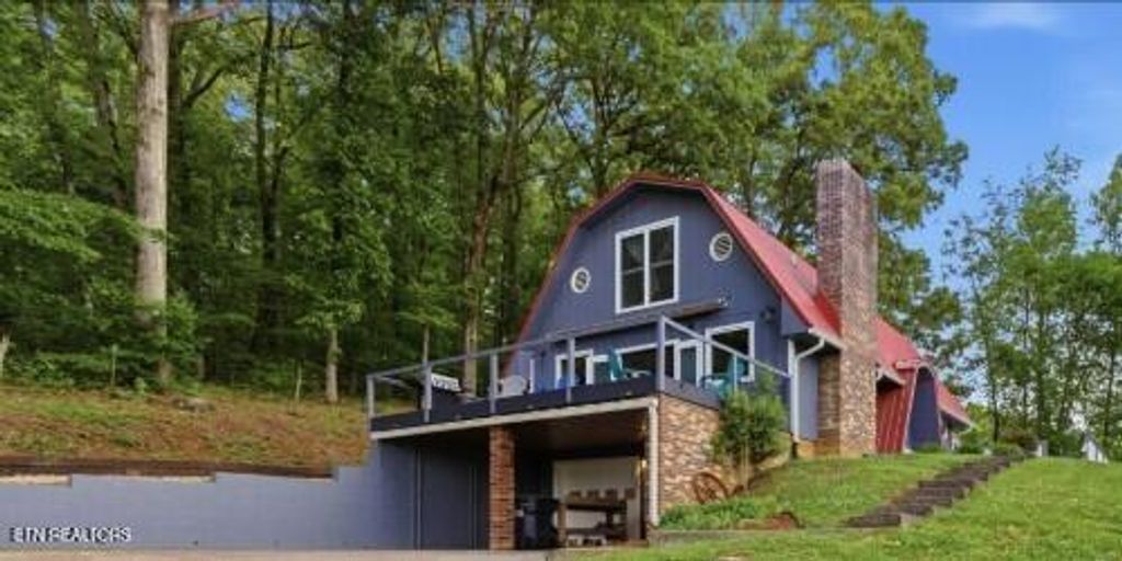 Photo of 129 Wildwood Hills Drive, Maryville, TN 37804 (MLS # 1338819)