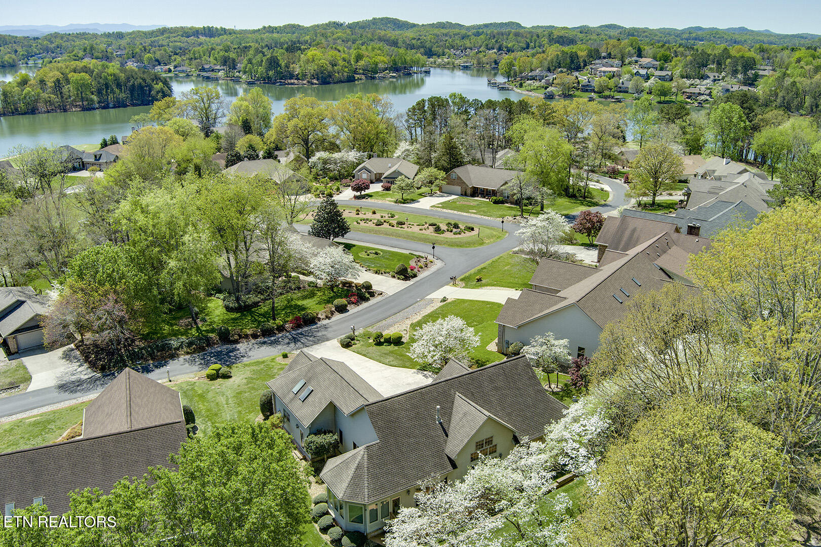 Loudon, Tennessee 37774, United States, 3 Bedrooms Bedrooms, ,3 BathroomsBathrooms,Residential,Active,109750