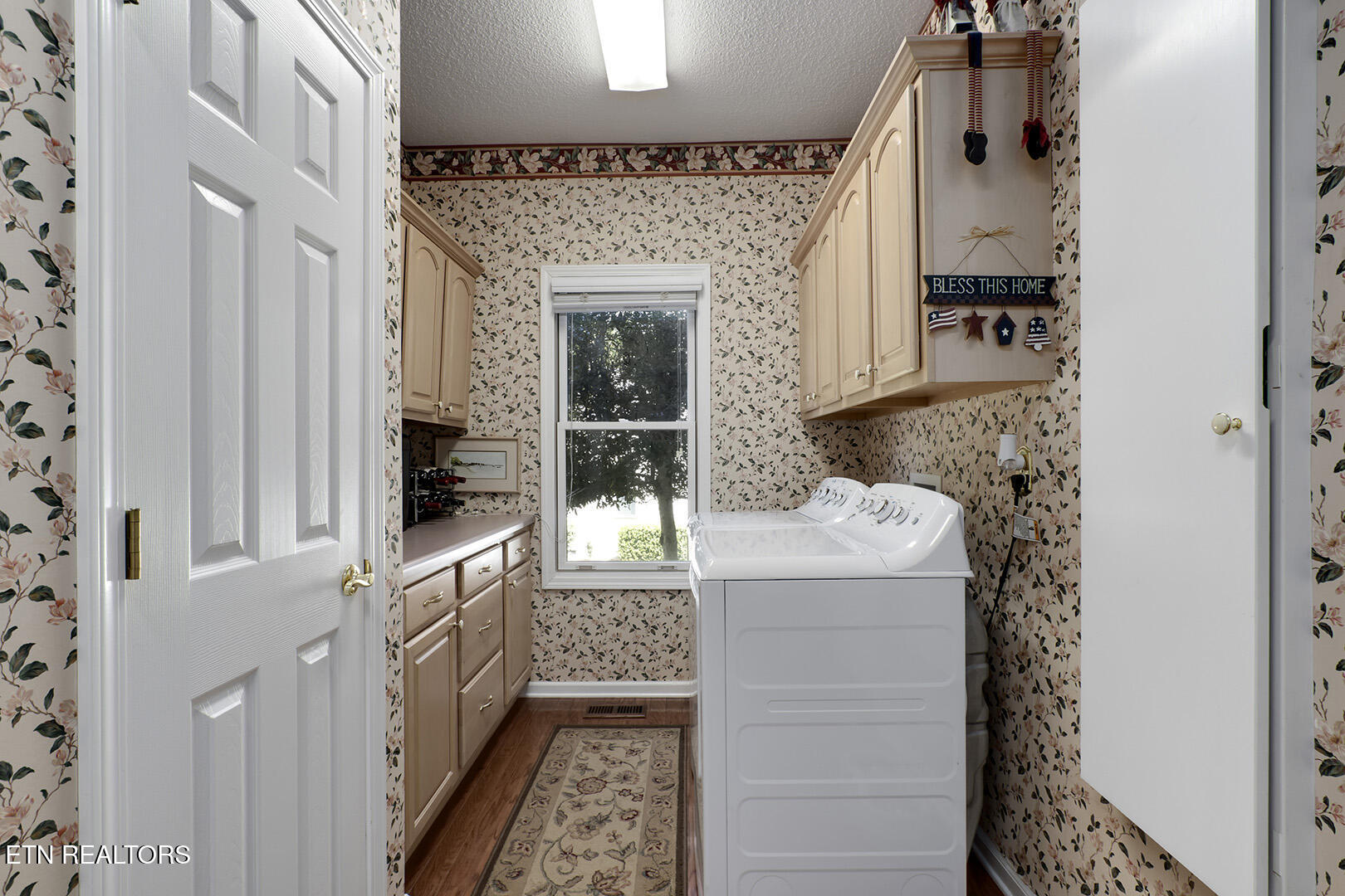 Loudon, Tennessee 37774, United States, 3 Bedrooms Bedrooms, ,3 BathroomsBathrooms,Residential,Active,109750