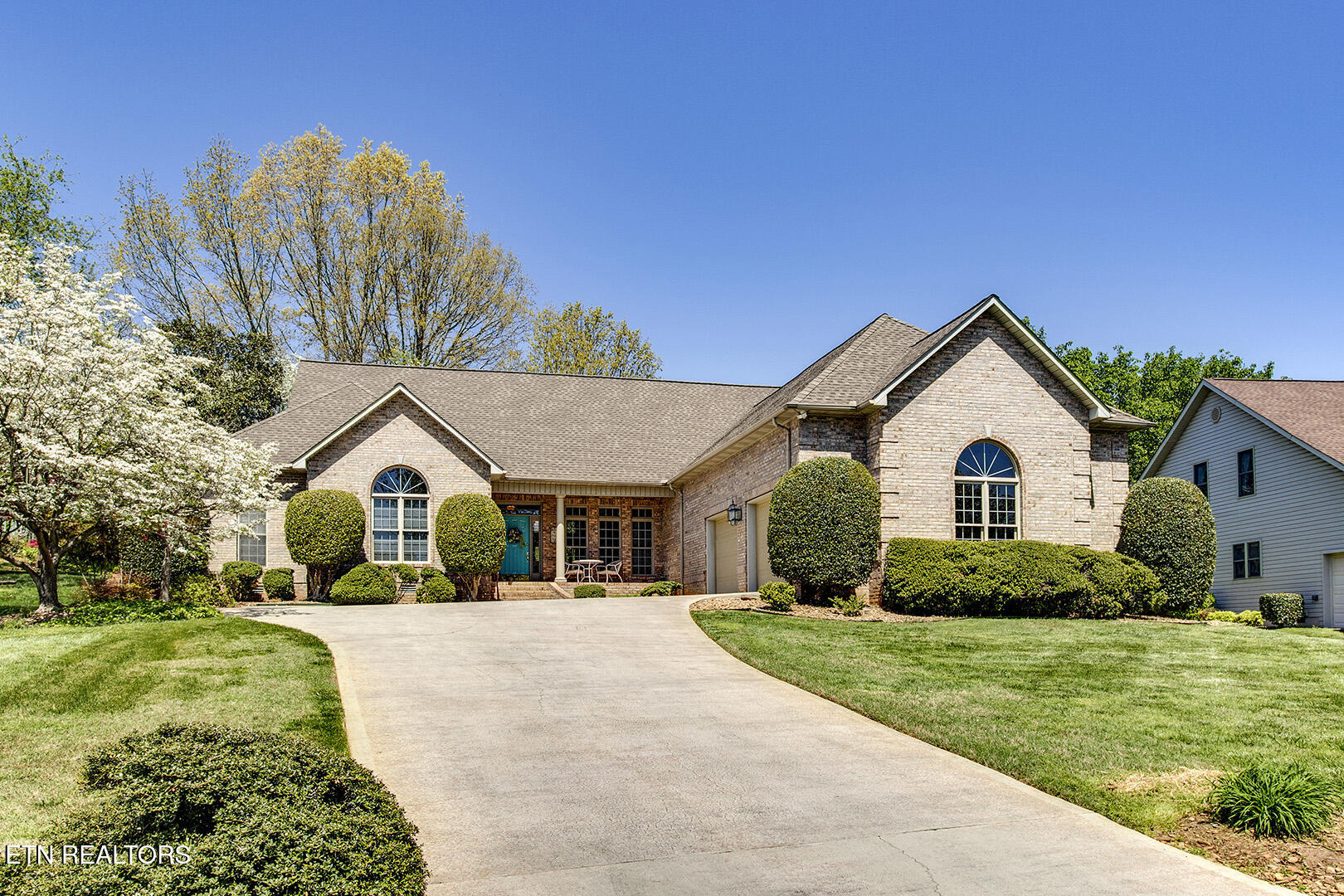 Loudon, Tennessee 37774, United States, 3 Bedrooms Bedrooms, ,3 BathroomsBathrooms,Residential,Active,109750