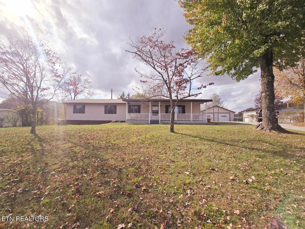 Photo of 142 Norma Rd, Huntsville, TN 37756 (MLS # 1281336)