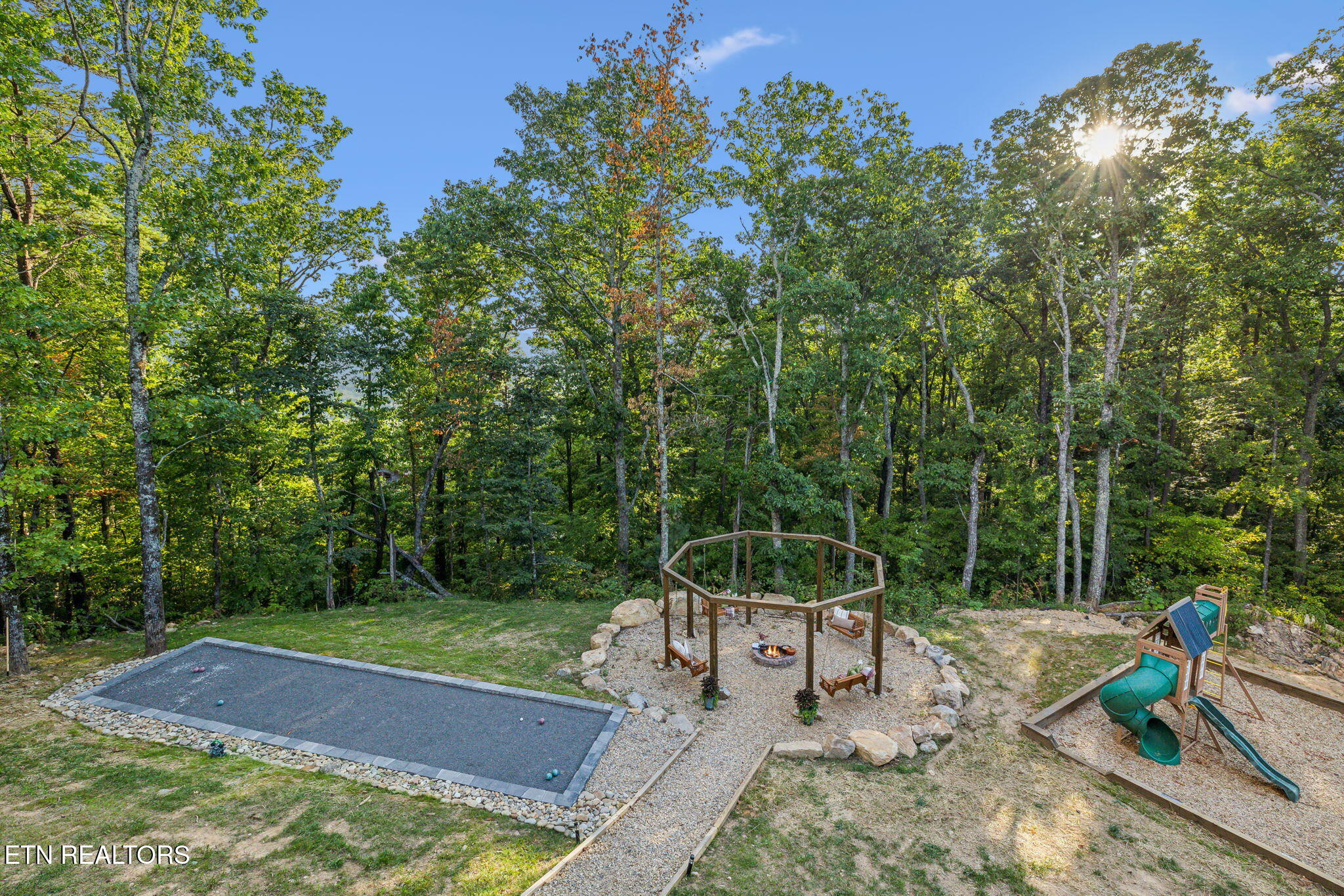 2520 Angelos Mountain Way