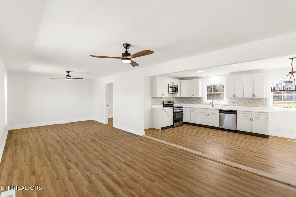 Photo of 306 Plaza St, Knoxville, TN 37920 (MLS # 1330905)