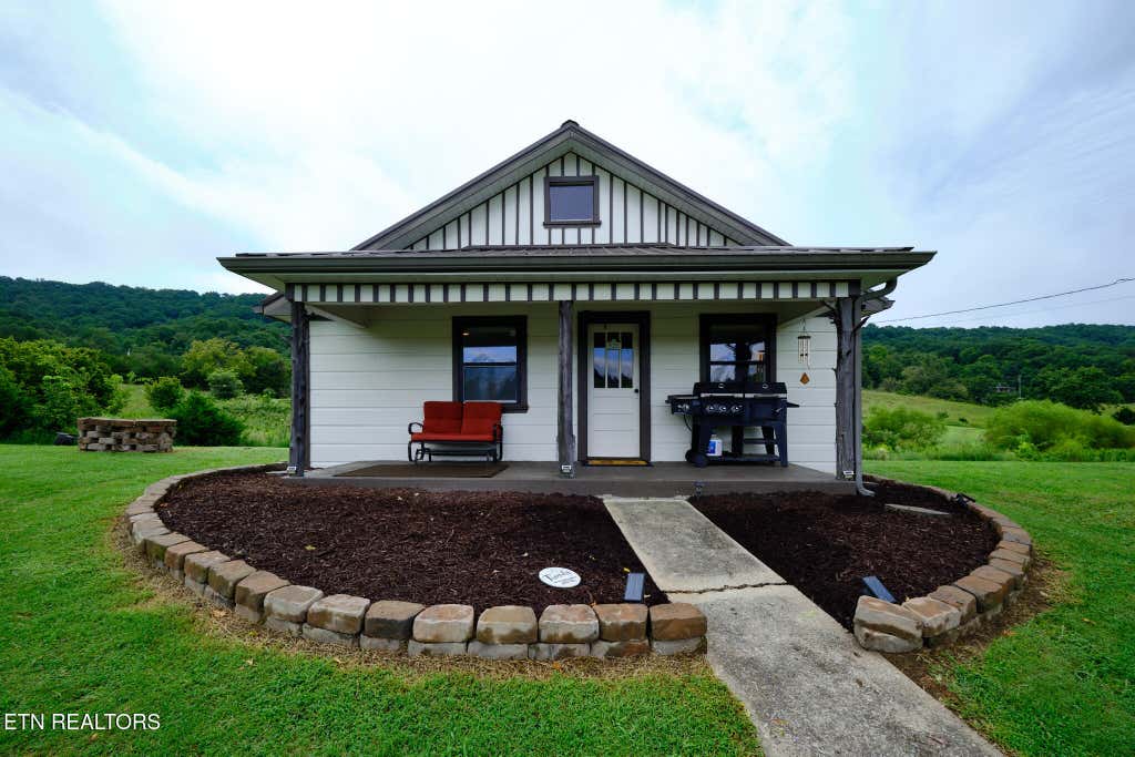 Photo of 275 Lawson Rd, Bulls Gap, TN 37711 (MLS # 1352965)
