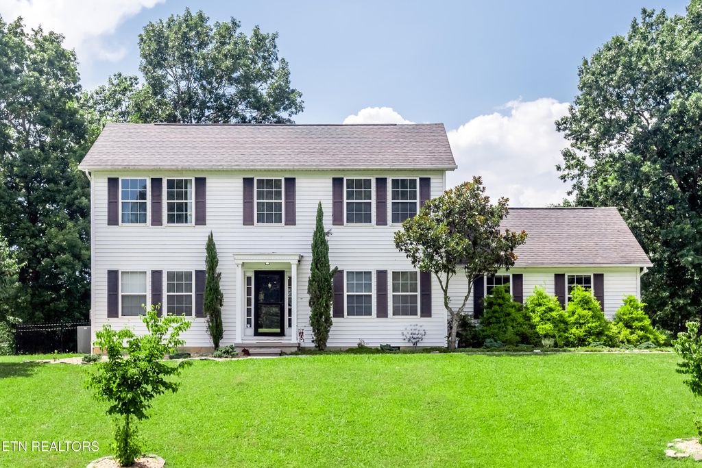 Photo of 116 Hartford Village Way, Kingston, TN 37763 (MLS # 1307940)