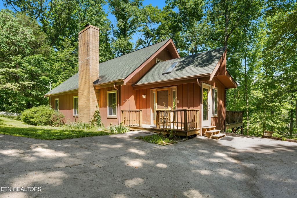 Photo of 131 Northshore Drive, Andersonville, TN 37705 (MLS # 1319776)