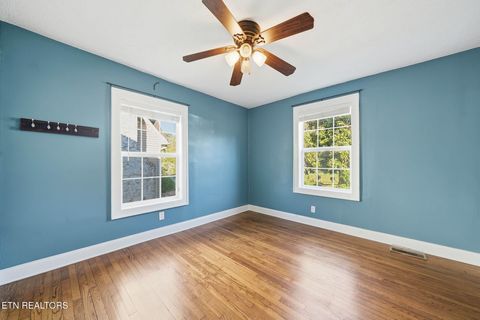 Tiny photo for 3224 NE Kenilworth Lane, Knoxville, TN 37917 (MLS # 1335869)