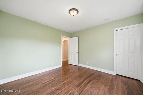 Tiny photo for 3224 NE Kenilworth Lane, Knoxville, TN 37917 (MLS # 1335869)