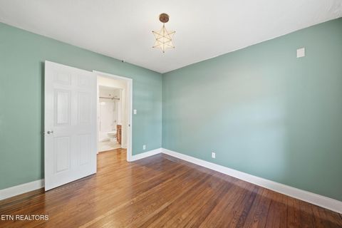 Tiny photo for 3224 NE Kenilworth Lane, Knoxville, TN 37917 (MLS # 1335869)