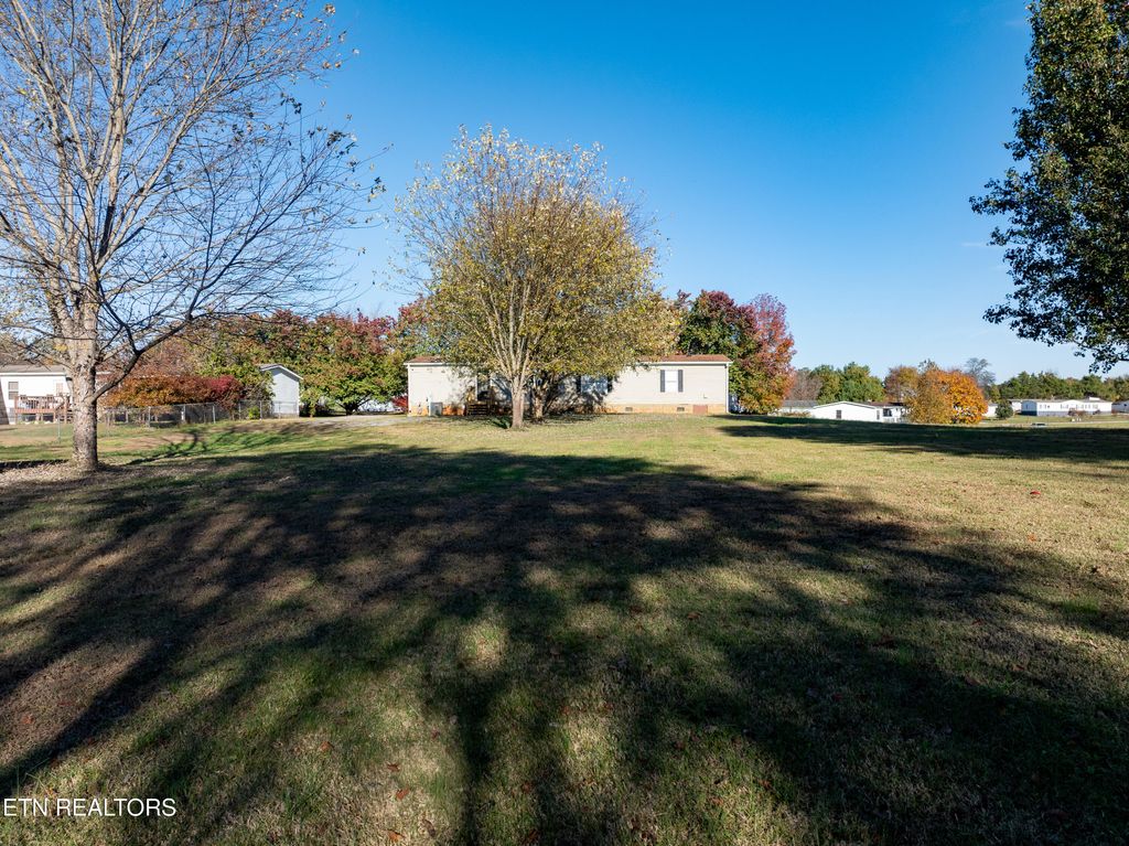 Photo of 1221 Mountain View Circle, Maryville, TN 37801 (MLS # 1320871)