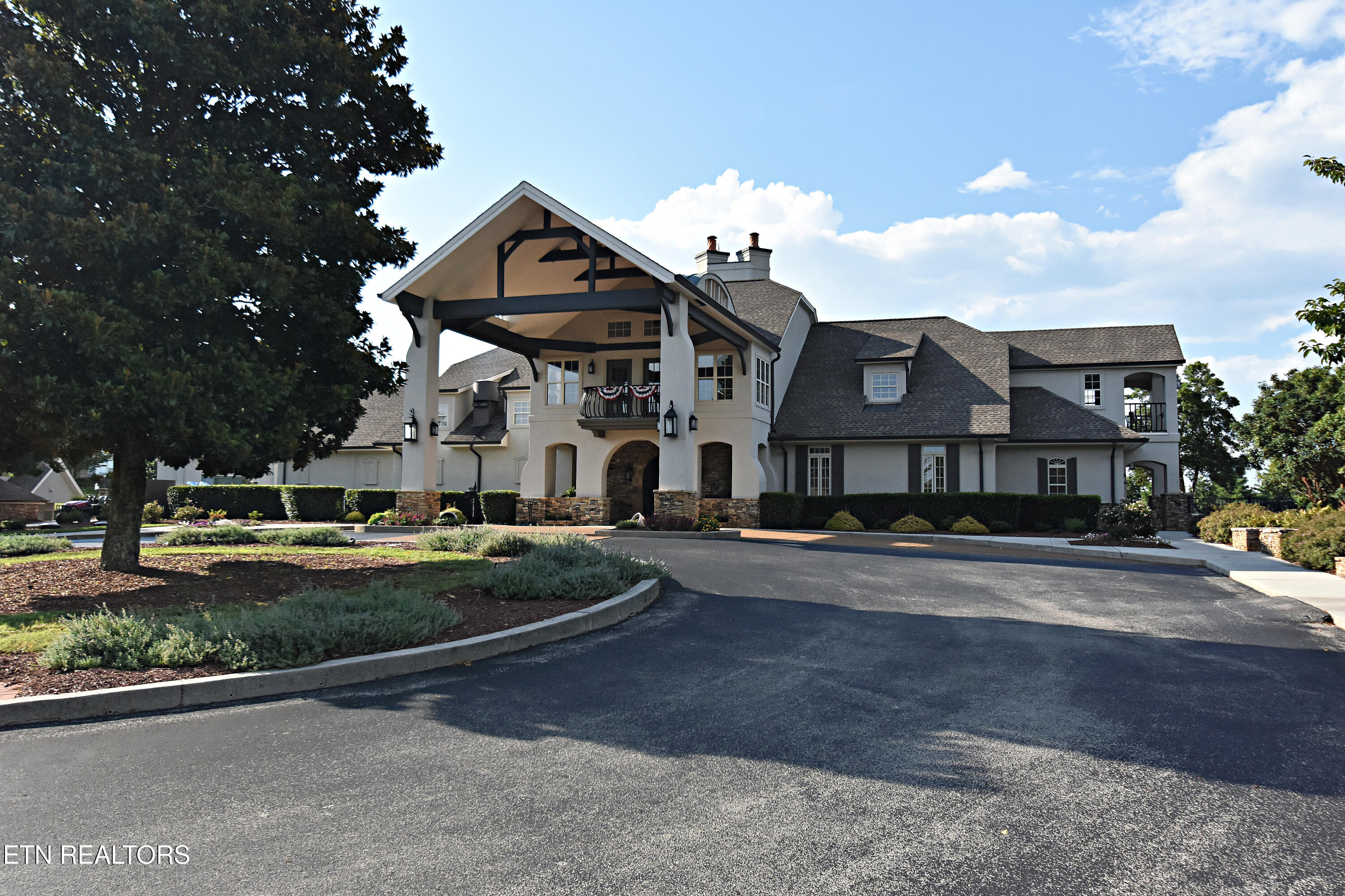 630 Sandpiper Drive