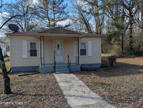 Photo of 625 W Rhea Ave, Spring City, TN 37381 (MLS # 1328069)