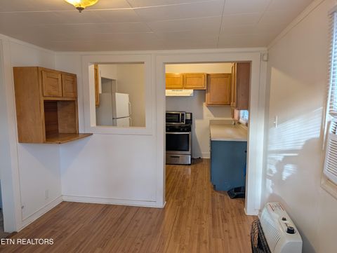 Tiny photo for 625 W Rhea Ave, Spring City, TN 37381 (MLS # 1328069)