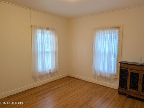 Tiny photo for 625 W Rhea Ave, Spring City, TN 37381 (MLS # 1328069)