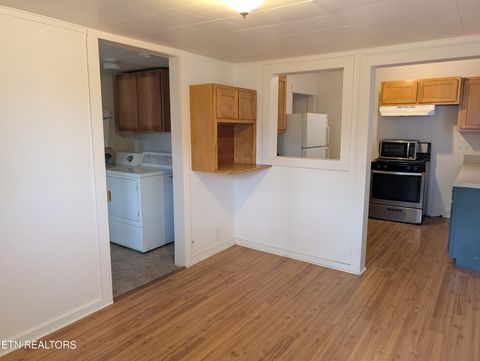 Tiny photo for 625 W Rhea Ave, Spring City, TN 37381 (MLS # 1328069)