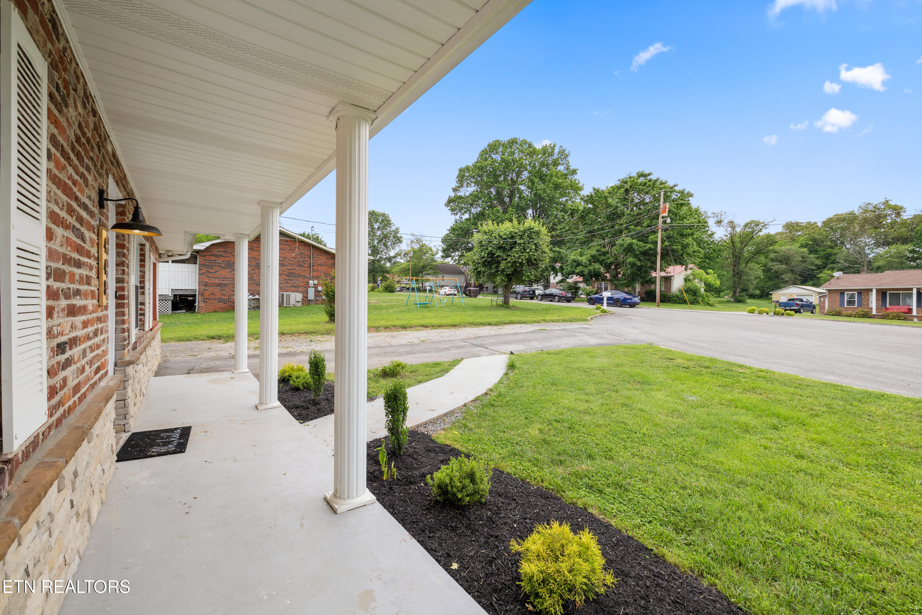 448 Linder Lane