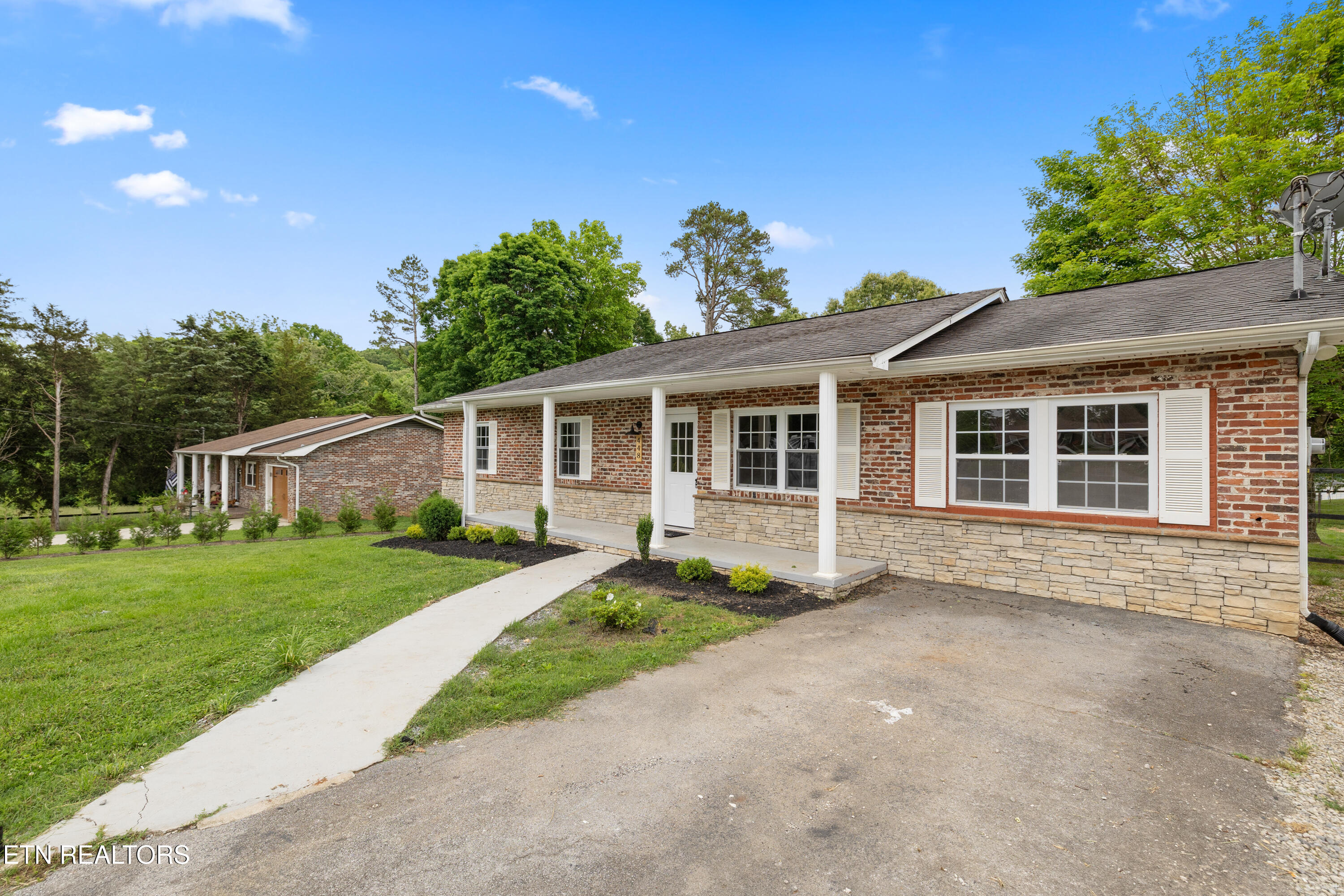448 Linder Lane