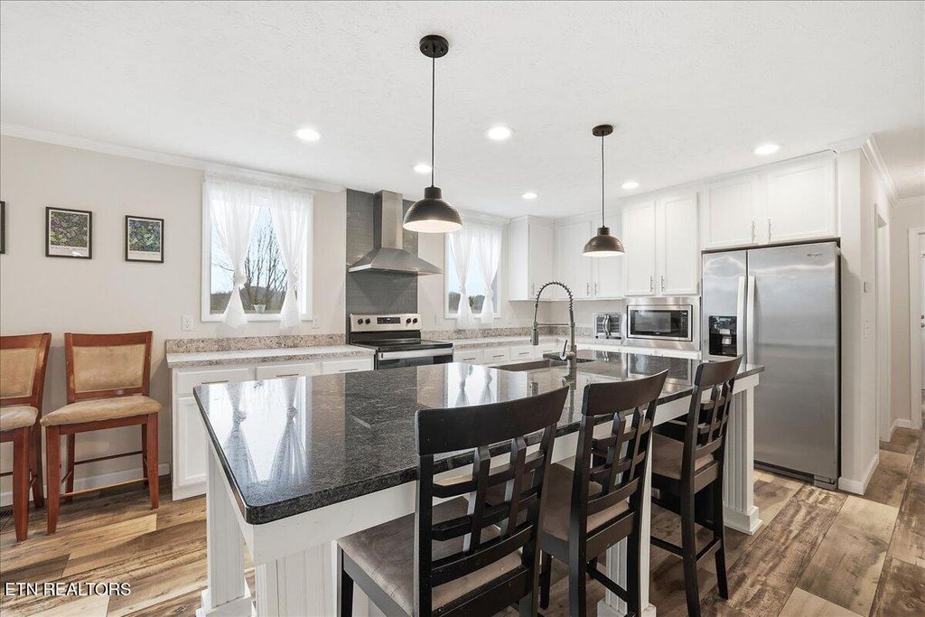 Photo of 158 Elaine Drive, Tazewell, TN 37879 (MLS # 1331374)