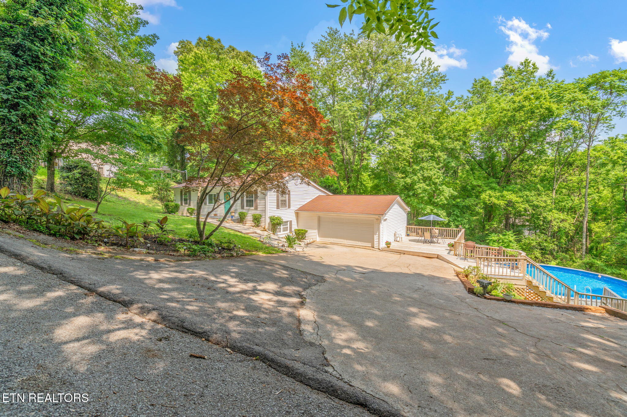 6136 Walnut Valley Drive