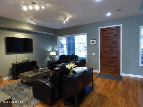 Tiny photo for 31 W 5th St, Crossville, TN 38555 (MLS # 1359869)