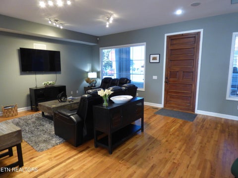 Tiny photo for 31 W 5th St, Crossville, TN 38555 (MLS # 1359869)