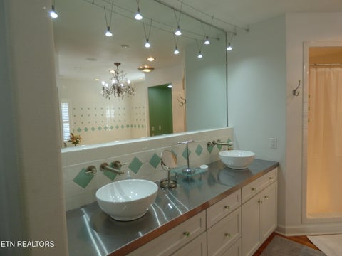 Tiny photo for 31 W 5th St, Crossville, TN 38555 (MLS # 1359869)