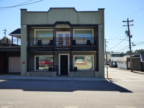 Tiny photo for 31 W 5th St, Crossville, TN 38555 (MLS # 1359869)