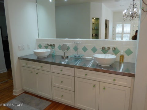 Tiny photo for 31 W 5th St, Crossville, TN 38555 (MLS # 1359869)