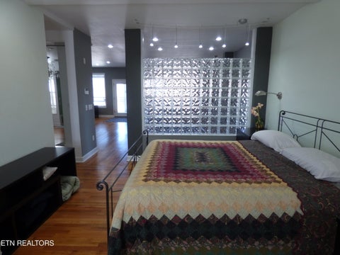 Tiny photo for 31 W 5th St, Crossville, TN 38555 (MLS # 1359869)