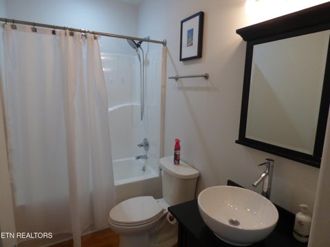 Tiny photo for 31 W 5th St, Crossville, TN 38555 (MLS # 1359869)