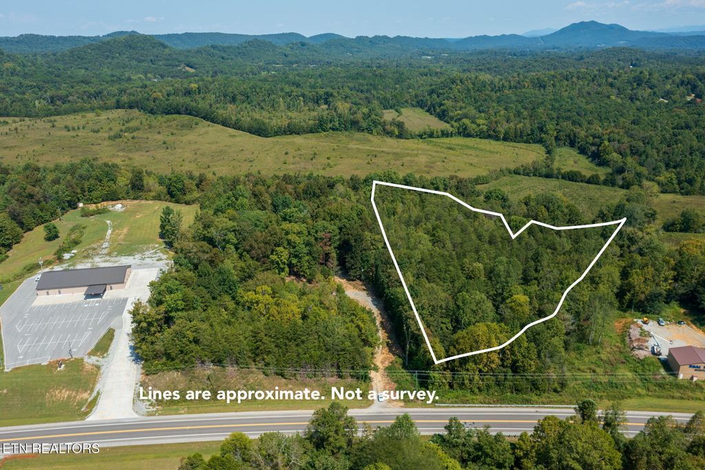 Photo of Highway 68, Tellico Plains, TN 37385 (MLS # 1316530)