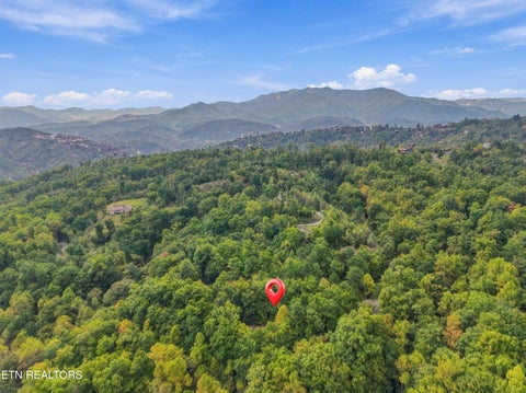 Tiny photo for 521 Jefferson Rd, Gatlinburg, TN 37738 (MLS # 1359302)