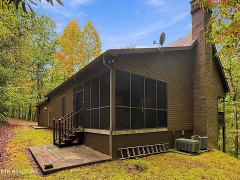 Tiny photo for 521 Jefferson Rd, Gatlinburg, TN 37738 (MLS # 1359302)