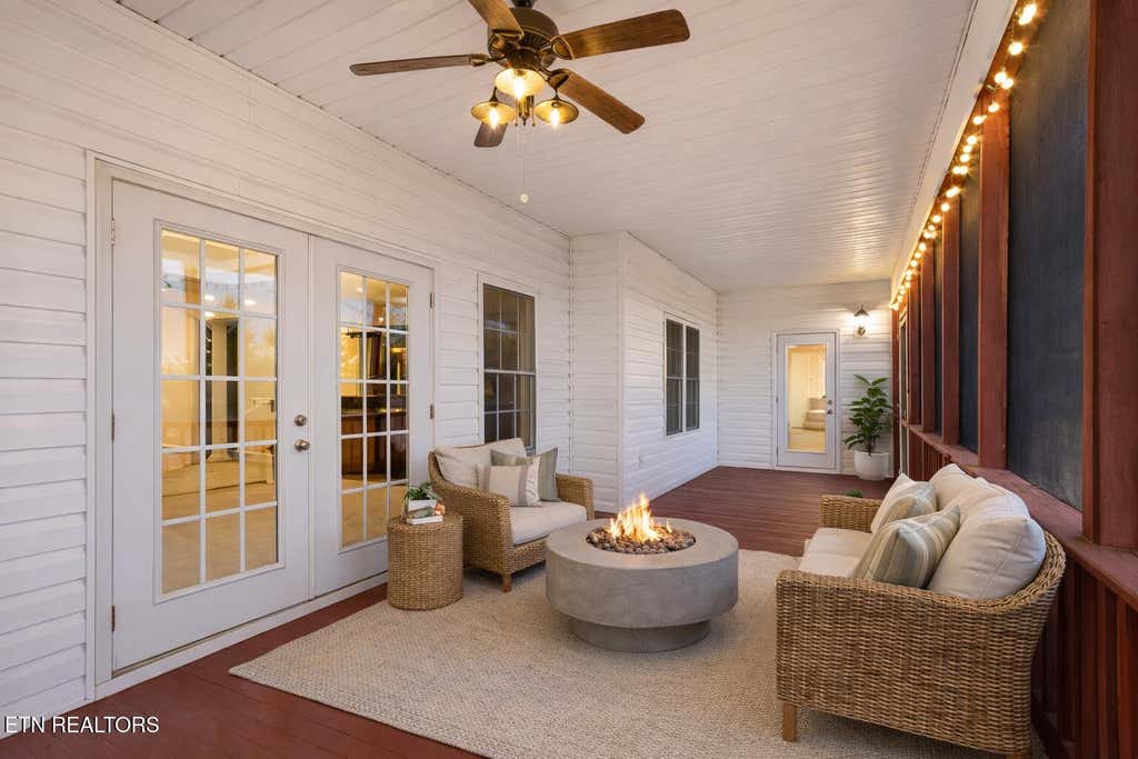 Photo of 504 Lynnwood Drive, Athens, TN 37303 (MLS # 1350522)