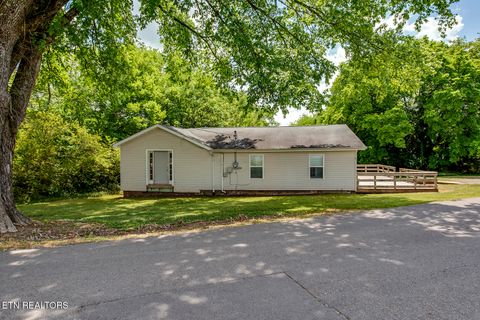Photo of 902 Carding Machine Rd, Loudon, TN 37774 (MLS # 1342221)