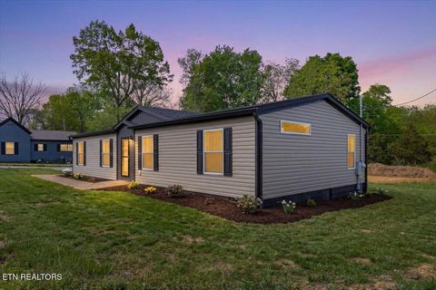 Photo of 9 Hamilton Street, Englewood, TN 37329 (MLS # 1336884)