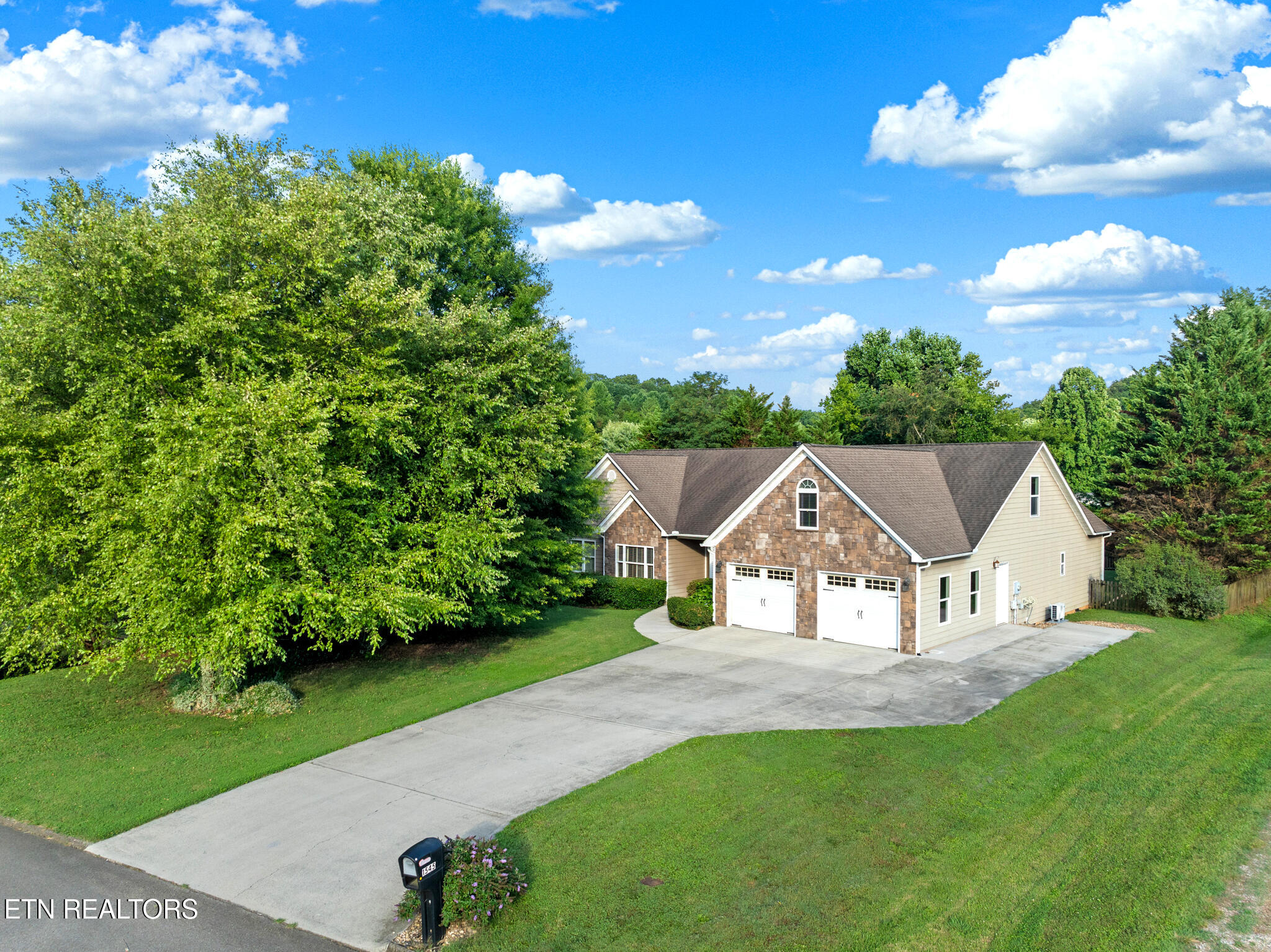 1545 Seven Oaks Drive