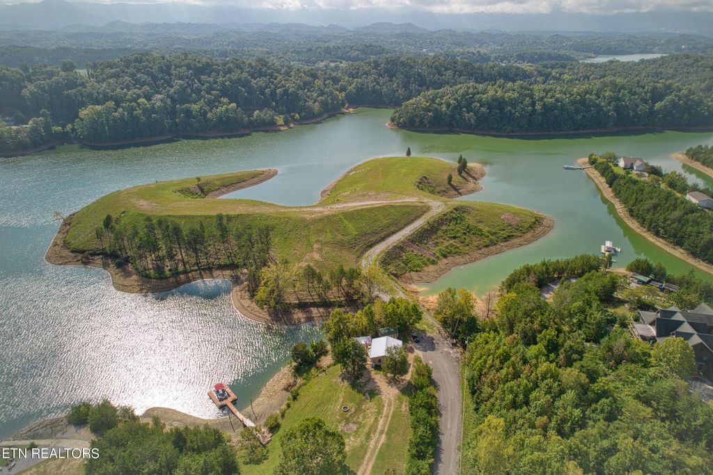 Photo of Very Old Barton Tr, Dandridge, TN 37725 (MLS # 1239684)