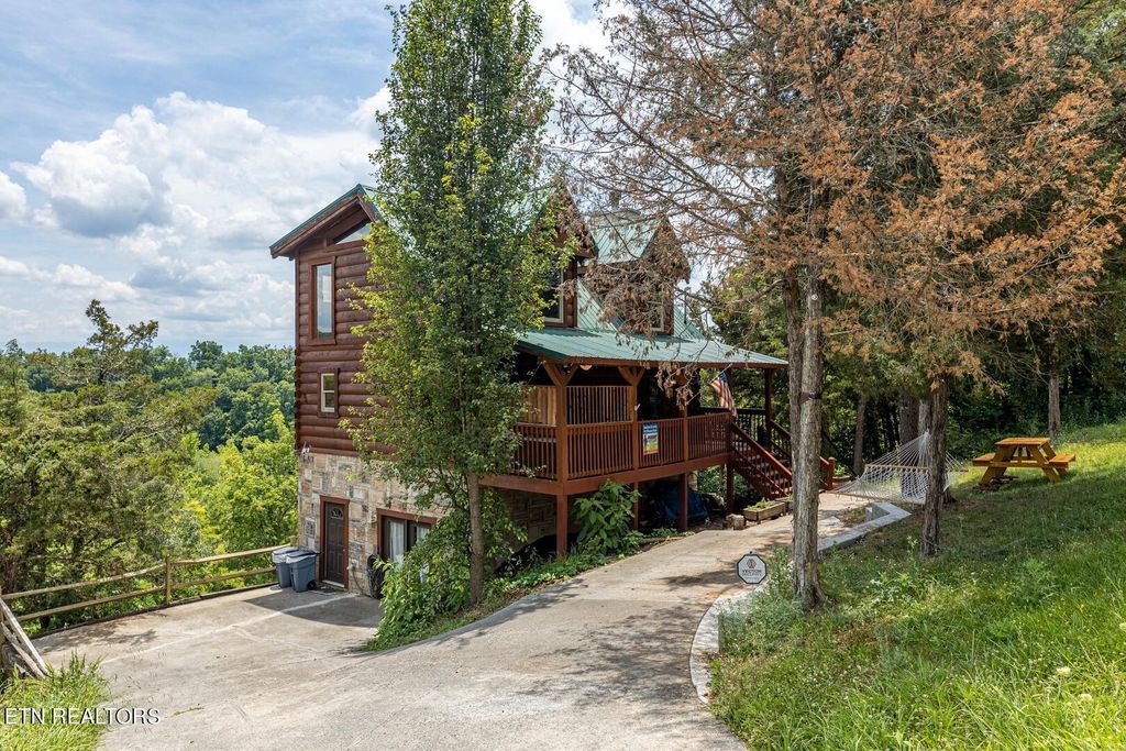 Photo of 973 Pleasure Rd, Sevierville, TN 37876 (MLS # 1272225)