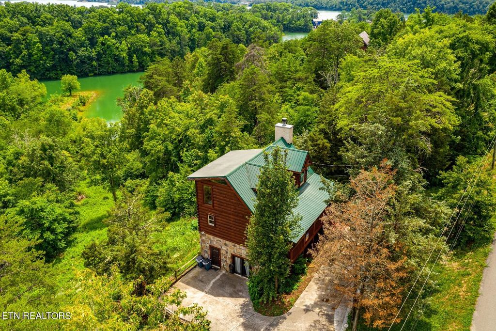 Photo of 973 Pleasure Rd, Sevierville, TN 37876 (MLS # 1272225)