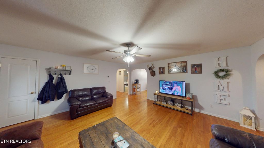 Photo of 625 Arlis Ave, Dayton, TN 37321 (MLS # 1326790)