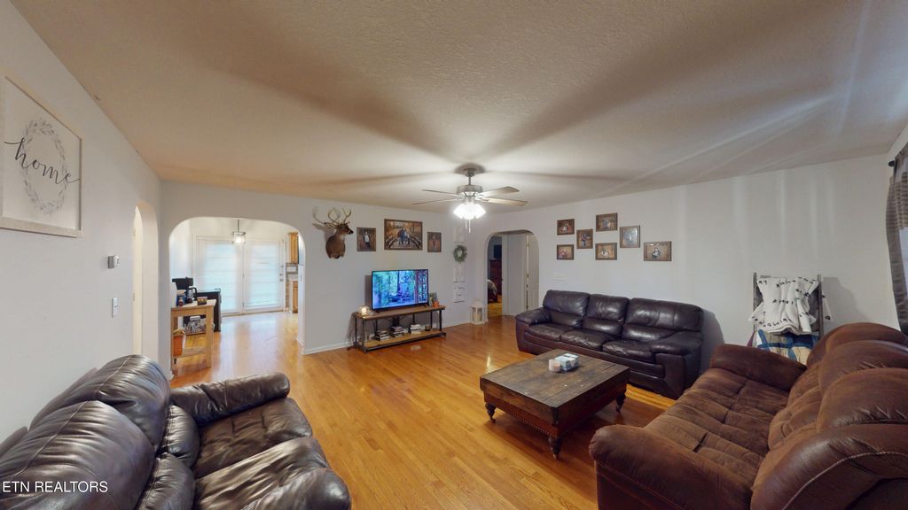 Photo of 625 Arlis Ave, Dayton, TN 37321 (MLS # 1326790)