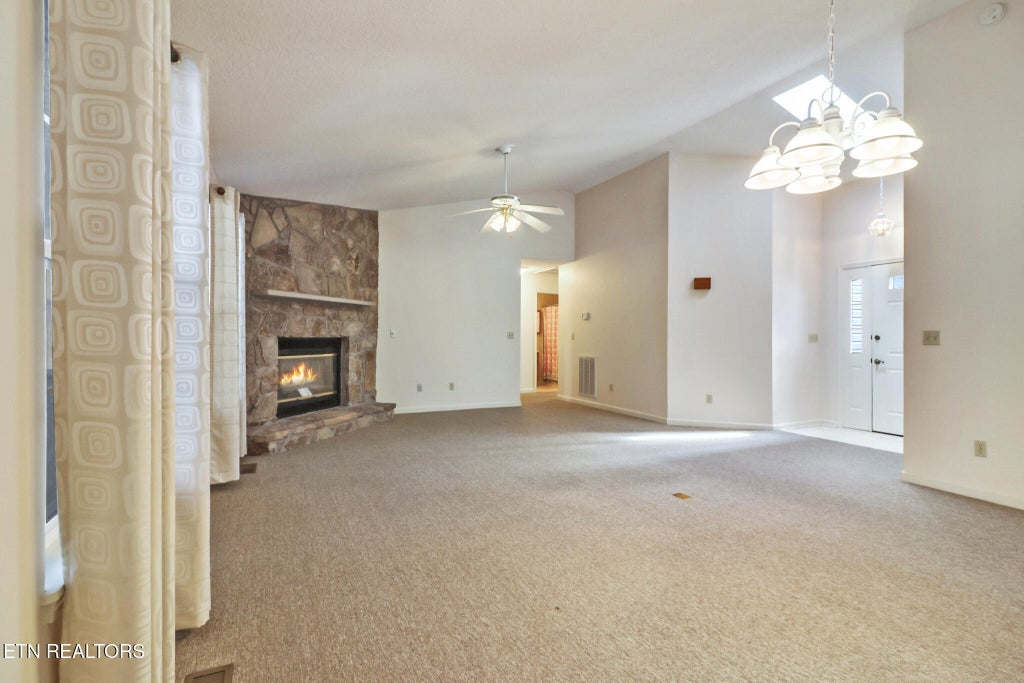 Photo of 103 Dovenshire Drive, Crossville, TN 38558 (MLS # 1353785)