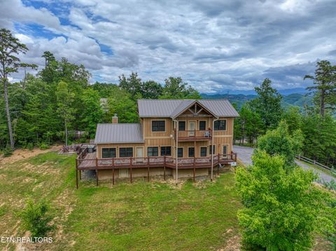 2003 Crown Point Lane Sevierville TN 37862