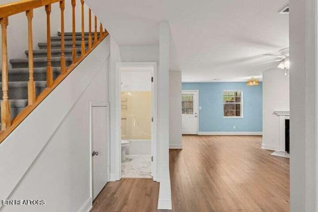 Photo of 2027 Silverbrook Drive, Knoxville, TN 37923 (MLS # 1328186)