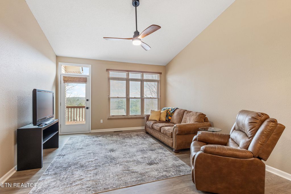 Photo of 501 Cimarron Circle, Loudon, TN 37774 (MLS # 1328256)