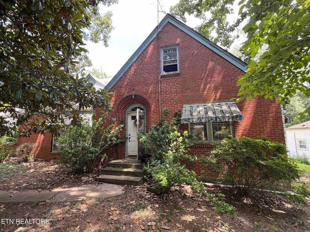 Photo of 1792 Ramsay St, Alcoa, TN 37701 (MLS # 1280991)