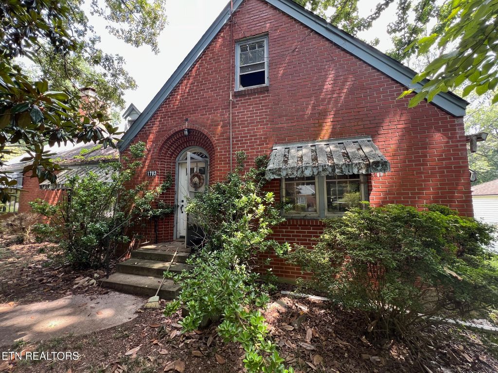 Photo of 1792 Ramsay St, Alcoa, TN 37701 (MLS # 1280991)