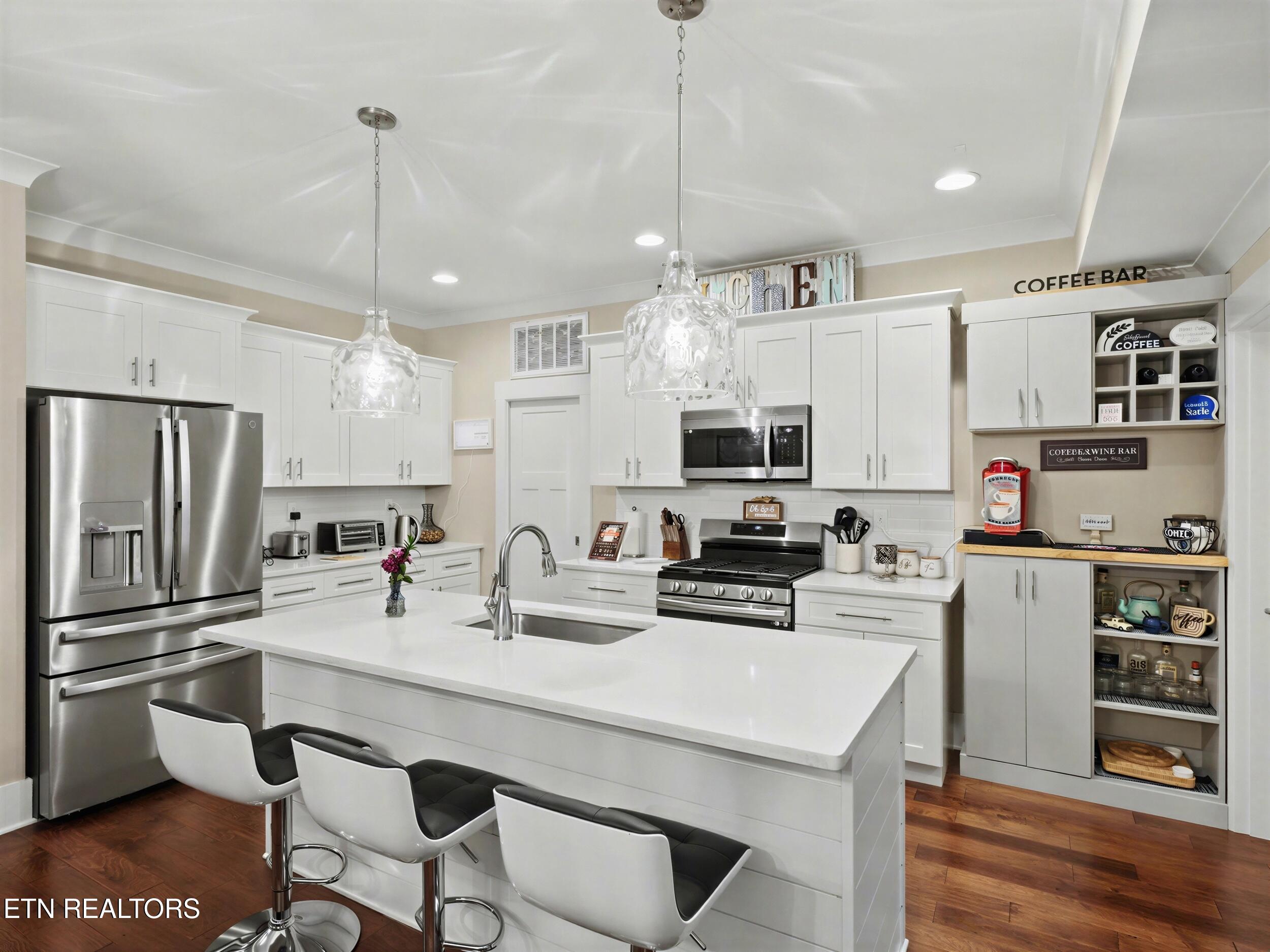 2103 Rose Cottage Way